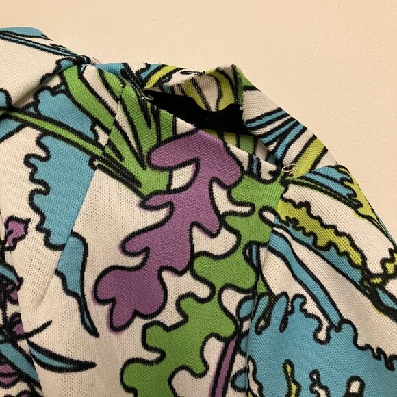 Big Print 1970s Day Dress Plus Sized - Picture 10 of 13